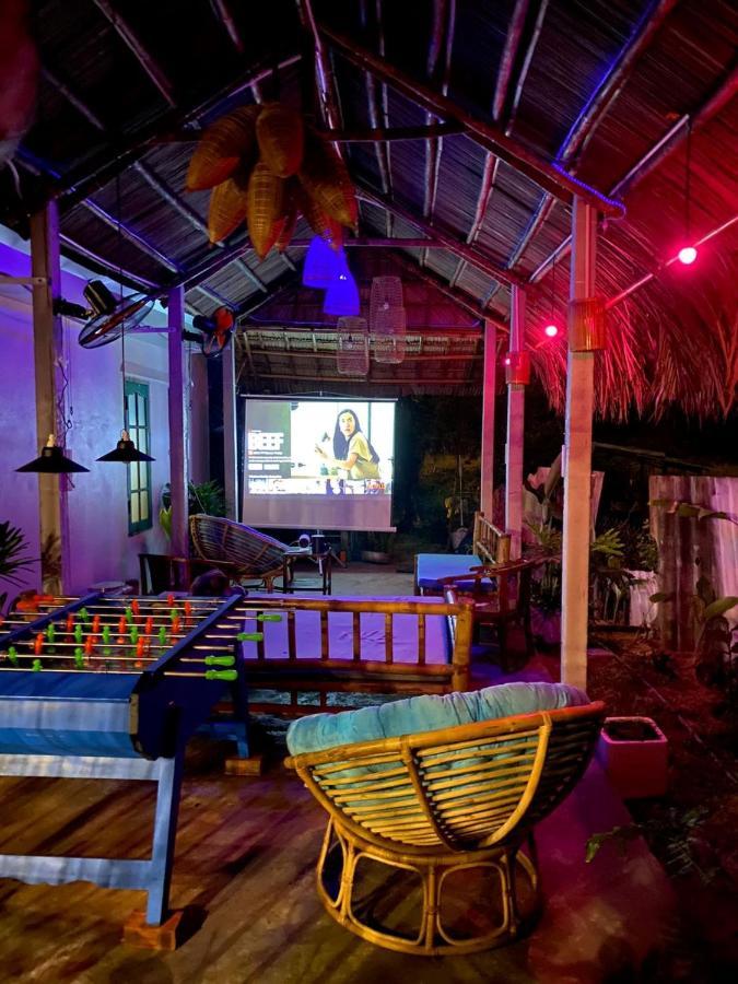 Wanderlust - Beach Side Hoi An An Bàn Zewnętrze zdjęcie